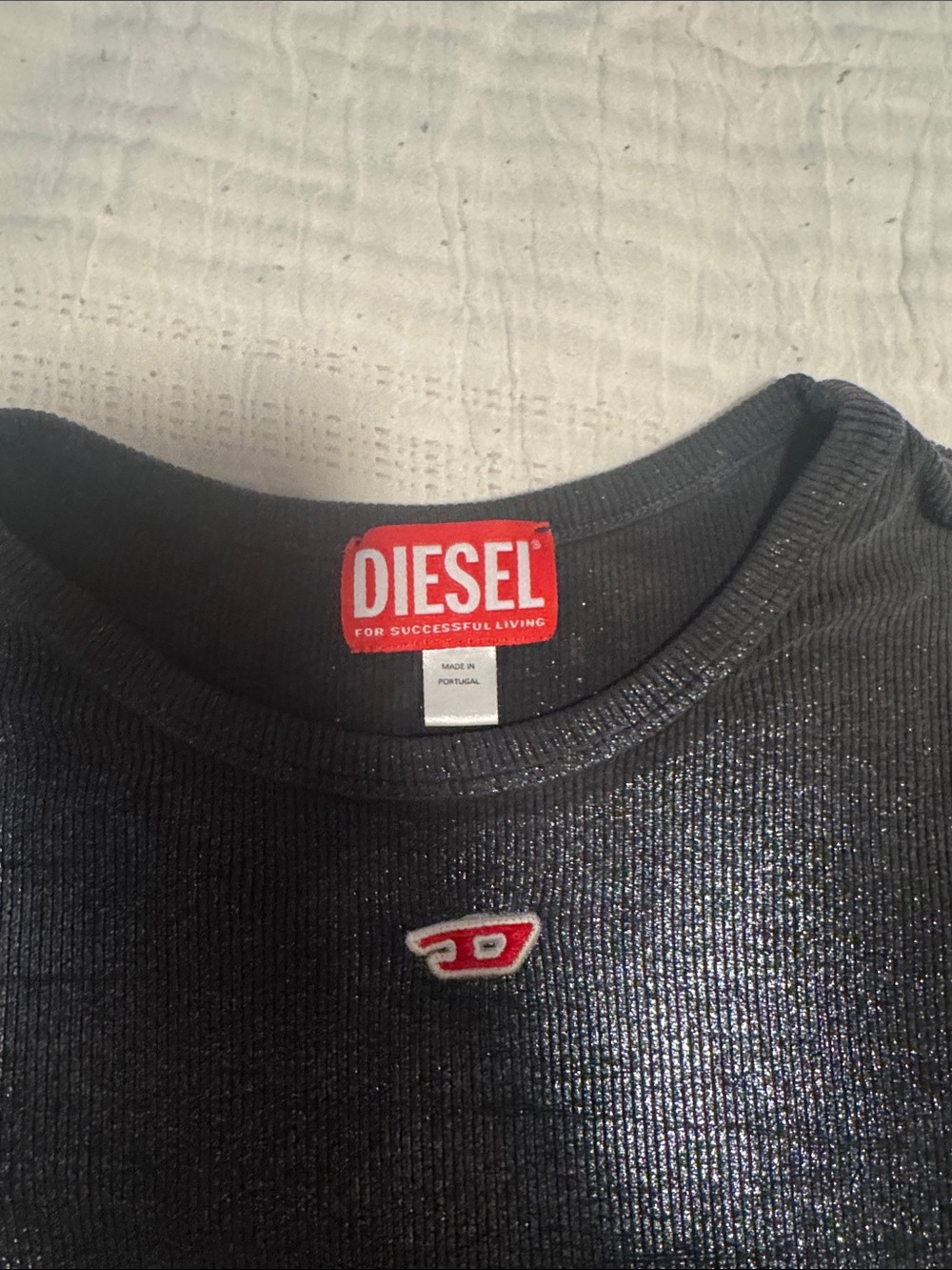Diesel Black Glitter Short Sleeve Crop Top with Red Logo - Picture 2 of 6